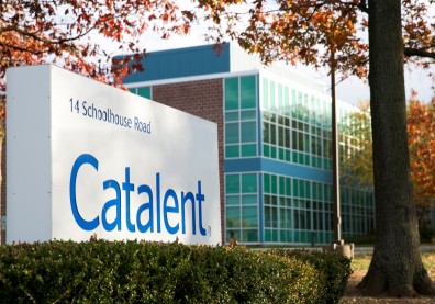 各國陷疫苗開發戰，搶快成隱憂