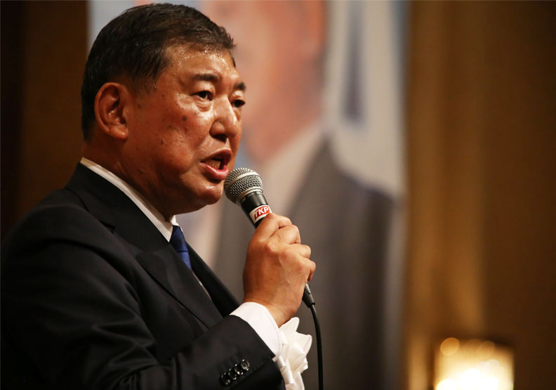 甫當選首相的石破茂，不僅給人不擅長經濟政策印象，核電立場在競選過程中也數度改變。取自X@shigeruishiba