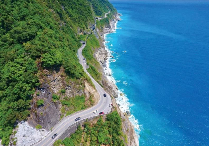 民眾對「類出國」接受度高,這次串連包括花蓮等五大城市的藍色公路環島之旅,可讓國旅玩出新花樣。圖片來源雄獅旅遊