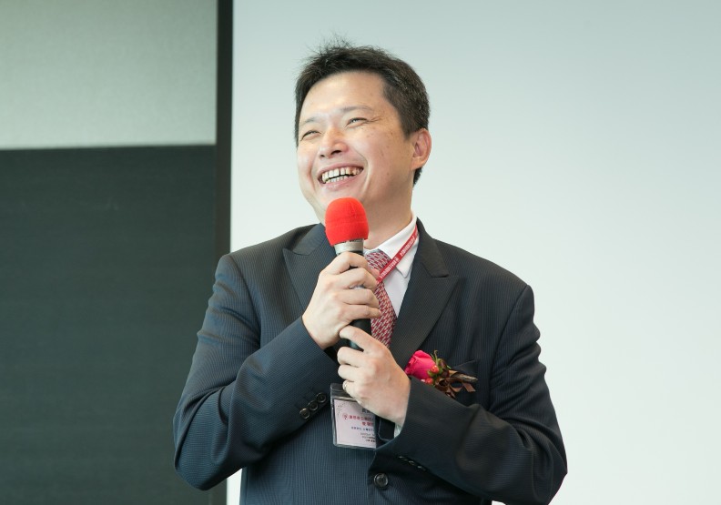 不織布通會理事長陳世中。