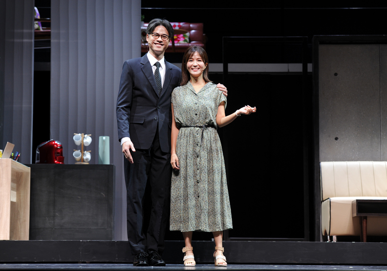 舞台劇版本的王赦和丁美媚