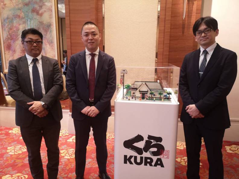 左起為亞洲藏壽司財務長田中和也、董事長兼總經理西川健太郎、副總經理近藤和人。廖君雅攝