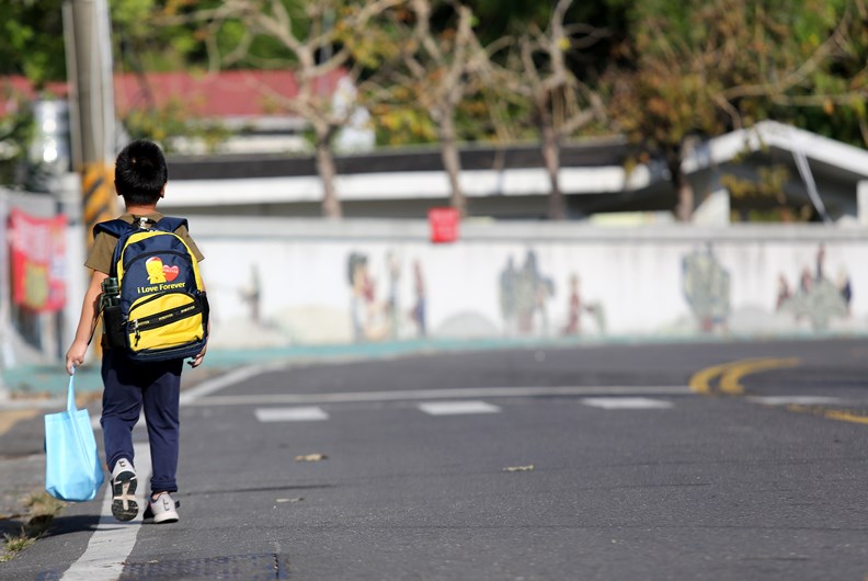 不婚不生又快速老化的台灣,未來何去何從?