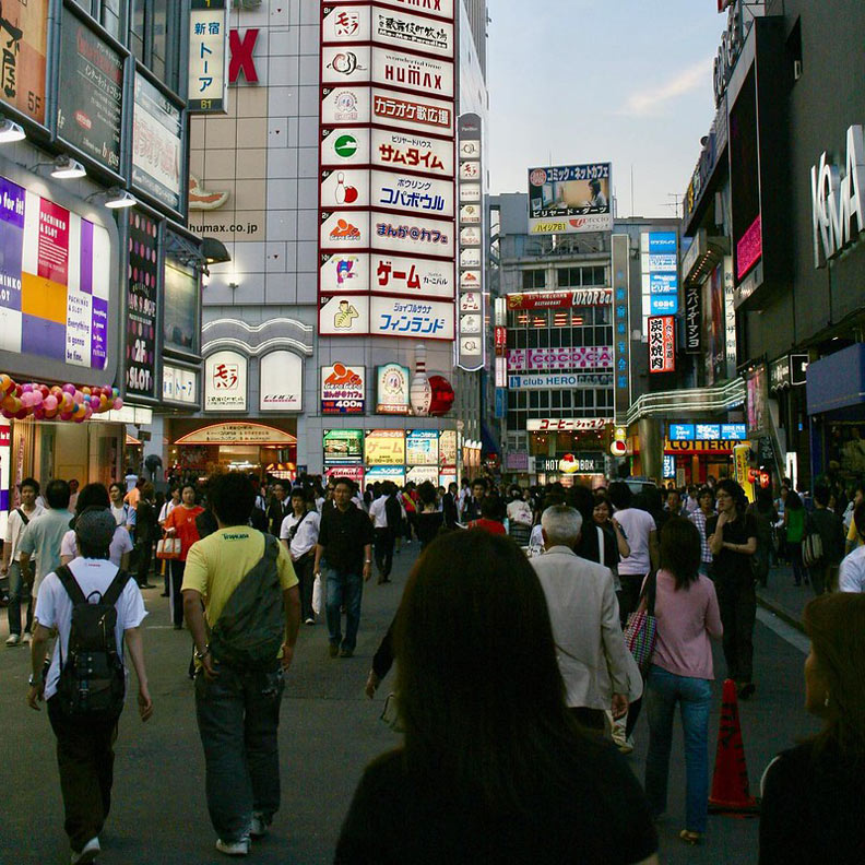 現今日本社會很少人知道歌舞伎町的成立和台灣人有關。圖片取自Flickr,ivva,CC by 2.0