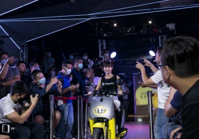 仰賴私人運具逾八成 交通問題更嚴峻