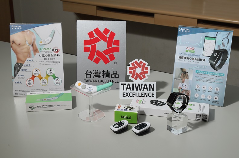 麗臺科技自1997年至今,共有11年勇奪台灣精品獎,包括顯示卡、 健康手錶及身心健康管理平台等,從端到雲的方案,都獲得台灣精品獎肯定。