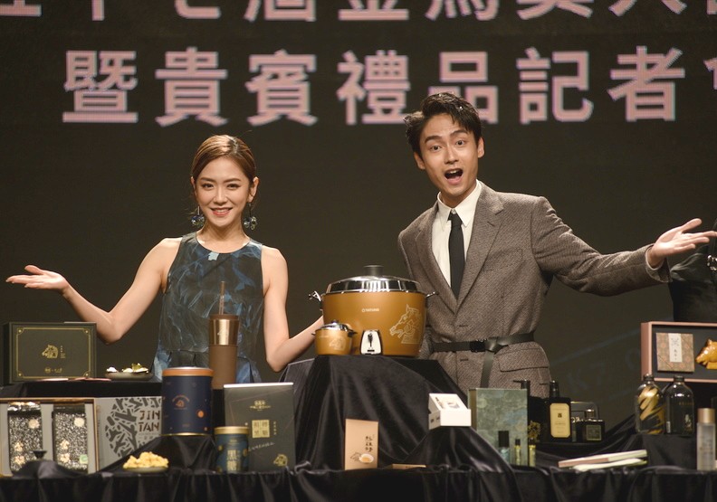 星光大道主持人楊千霈、林鶴軒