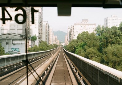 爭議很多且命運坎坷的捷運、汽車曾經是靠左行駛！一起來回顧台灣交通史