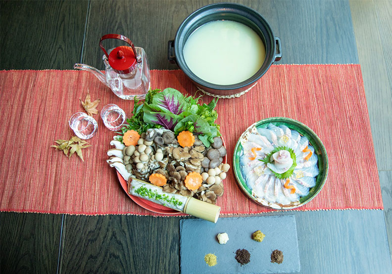 採用谷關在地的鱘龍魚，採用日式烹調技法熬煮出膠質，再搭配六種特色調味粉，成為冬季暖胃的招牌鍋物料理，一天只供應三組雙人套餐。