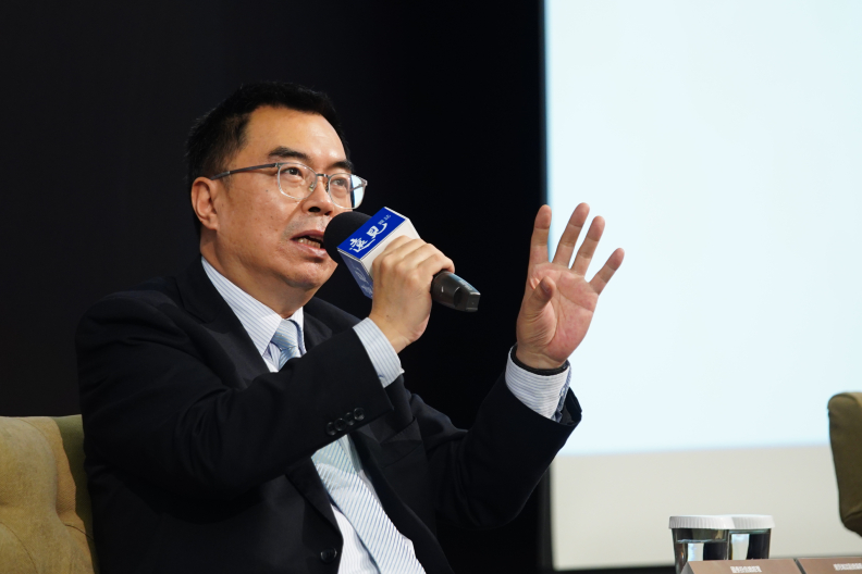 國泰投信總經理張雍川表示,ESG的優勢在亂世最能見著,建議選擇有國際公信力的指數,長期投資觀察。