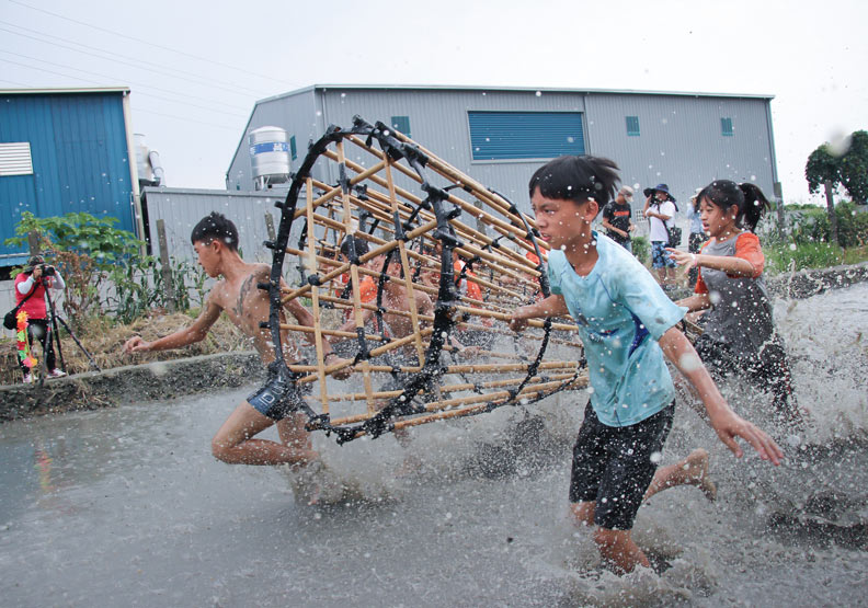 在地許多年輕人都認同林內芋頭的品牌發展。