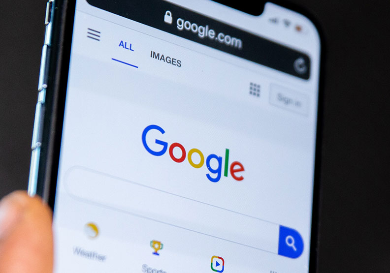 圖／近期美國司法部向Google提出反壟斷訴訟。Unsplash by Solen Feyissa