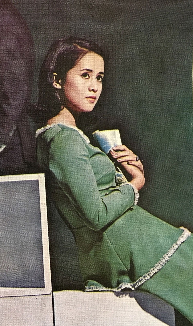 出眾的氣質，讓湯蘭花一出道就大受歡迎。