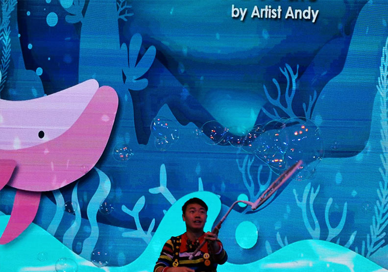 探索夢號「探索氣球與泡泡的夢境」。邱莉燕攝