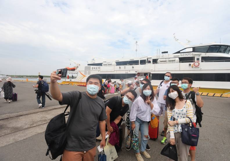 疫情催化了國旅升級轉型，以往鮮少被開發的深度旅遊，配合多元的交通工具，讓台灣旅遊更精緻深化。