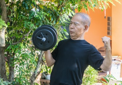 銀髮族肌肉流失發生肌肉無力的改善