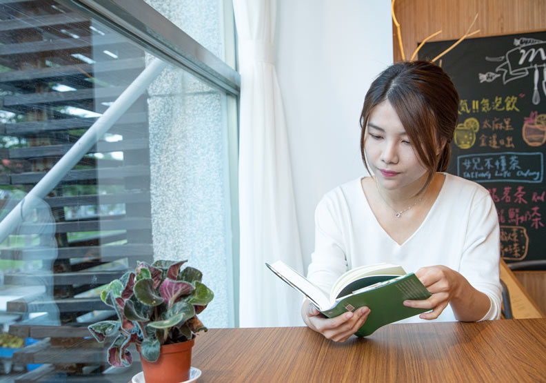 台東新世代作家周紫宸。