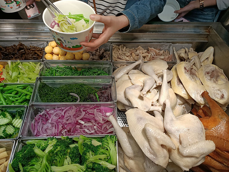 一毛不拔 鹽水雞 煙燻雞Facebook。