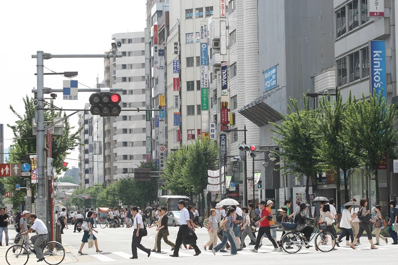 未來的城市空間設計,應以行人需求為主。