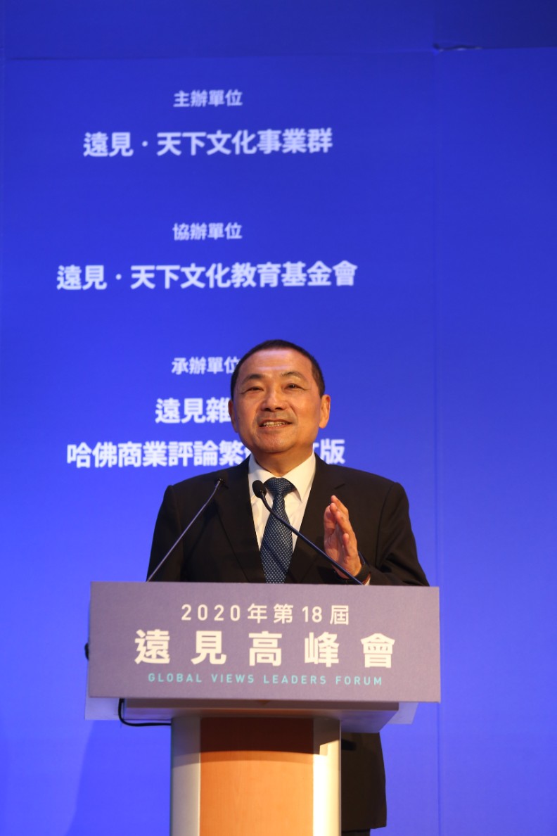 過去任職警界的經驗,侯友宜「鐵漢柔情」的形象深植民心。