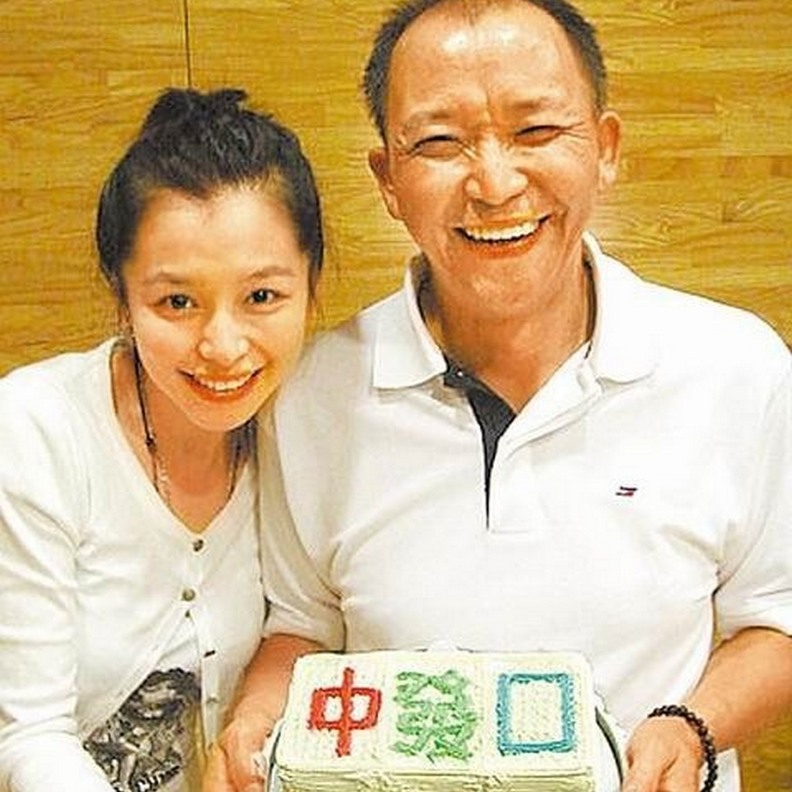 徐若瑄和爸爸的關係,一直到長大後才破冰