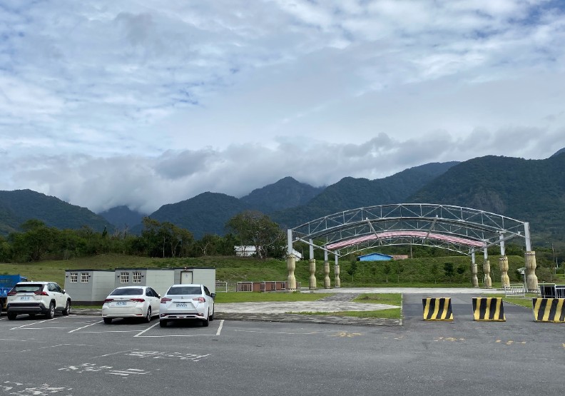 農會後方的停車場土地屬於富里鄉公所。