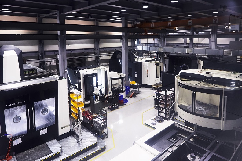 敏鈞精密的精密產線。