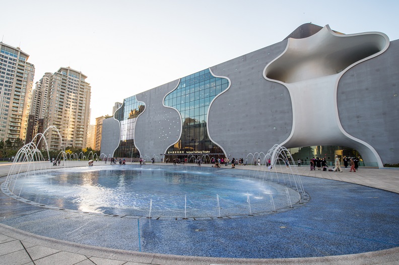 打造台灣之光-臺中國家歌劇院被喻為21世紀建築指標。