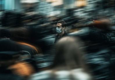 封城失業帶來憂鬱,「心理健康」將成疫後重建要務!