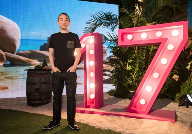 圖／共同創辦人暨榮譽董事長黃立成配合公司回購股份計畫，將全數股權售回予17LIVE，並辭去公司所有職務。取自17 live。 
