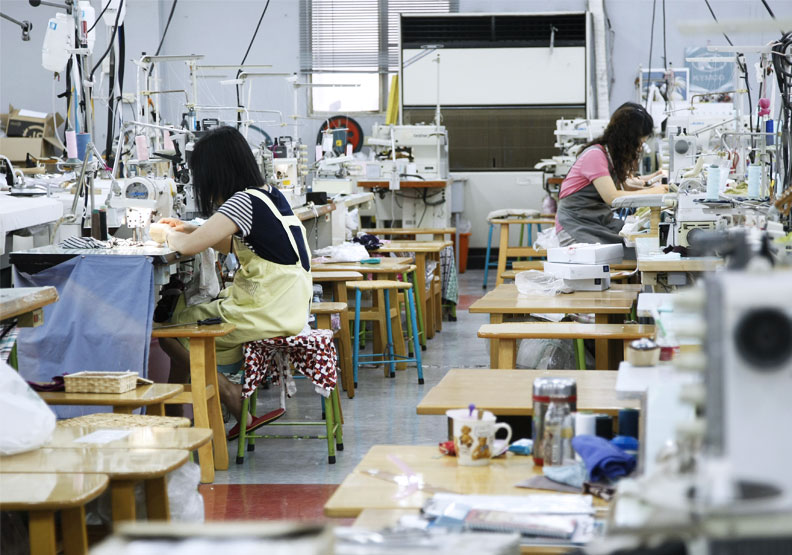 上游搶回收料、下游掀垃圾戰！一場疫情引發台灣紡織業危機？
