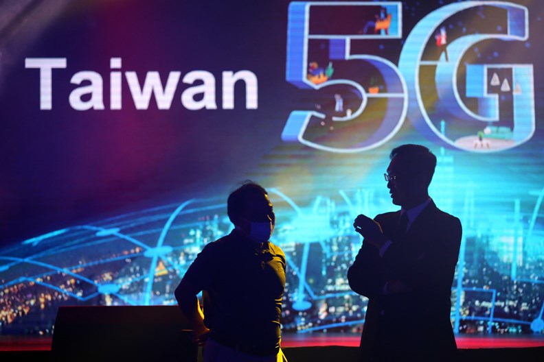 5G元年來臨,但基礎建設和相關應用仍待突破。