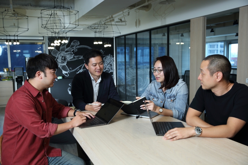 凱鈿內部透過雲端溝通平台,與跨國團隊資訊同步。