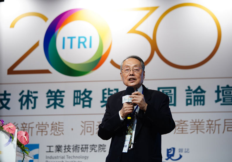 宏碁創辦人施振榮。賴永祥攝