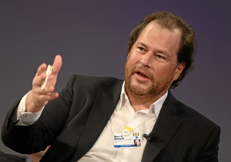 Salesforce的CEO貝尼奧夫（Marc Benioff）。取自維基百科。