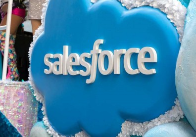 市值飆200億美元！科技股王Salesforce傳併購Slack，將槓上微軟？