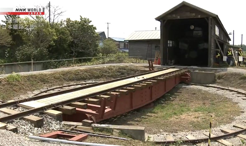 由地方民眾主動募資、並成功重建的百年歷史「轉車台」。(圖片來源:NHK)