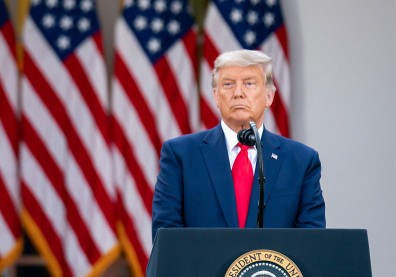 川普被封鎖帳號！網友很嗨，但臉書、推特真有權力這麼做？