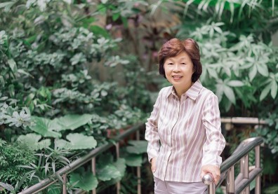 陪83歲媽媽在家斷食善終！醫師畢柳鶯：愛的極致是放手，瀟灑地走勝過痛苦地活