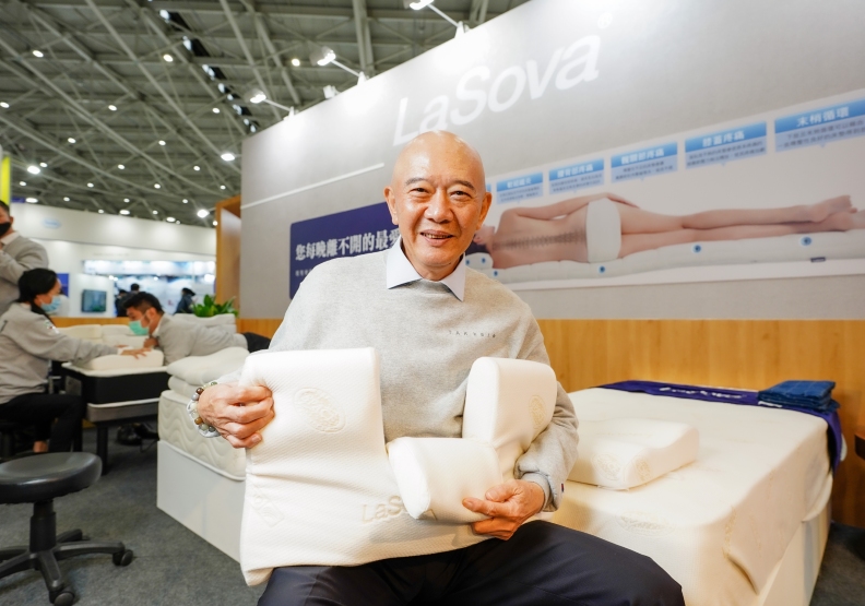 70歲 KOL勇闖創業路！何湯雄分享「完整的健康睡眠計畫」