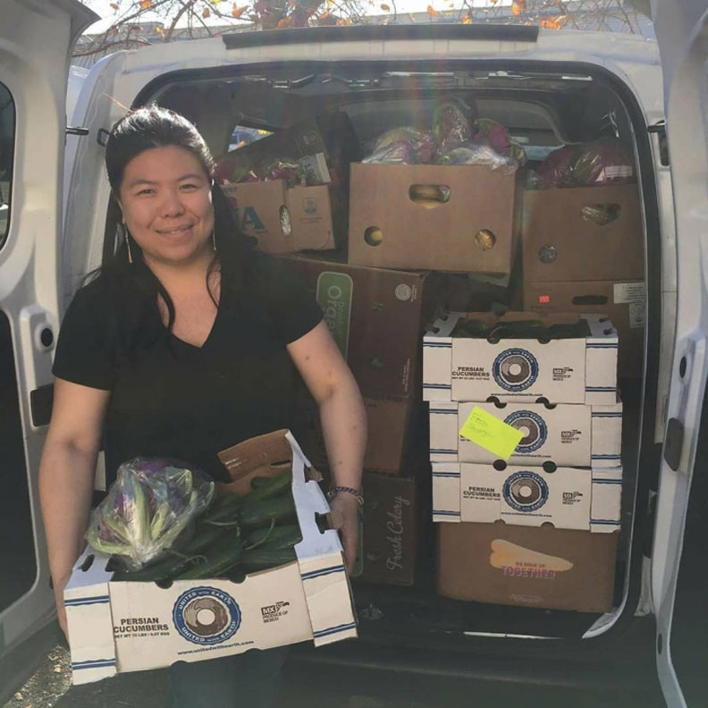 Food Shift 收取因外觀不佳不被販售的「醜蔬果」。來源:Food Shift Instagram