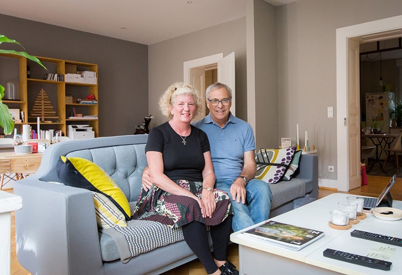 2017年7月,夫婦倆在法國史特拉斯堡,度過了他們在Airbnb的第1000個晚上。