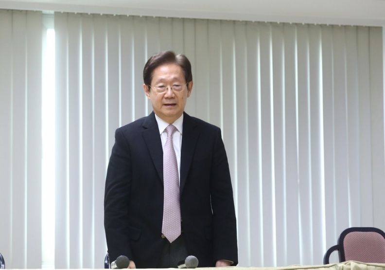 池孟喻攝。