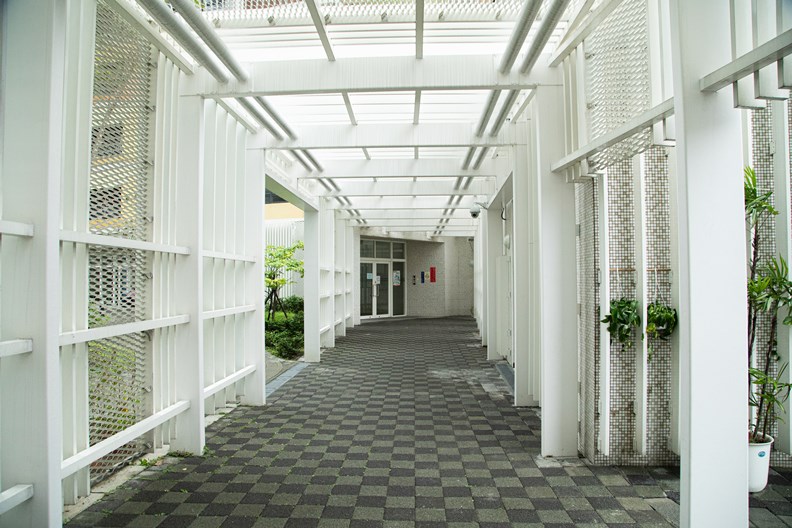 打開台北景點之一的「萬華青年社會住宅」。