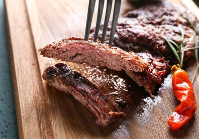 20年內全球肉需求成長5成！「牛細胞」培養的牛肉更環保，解決供不應求