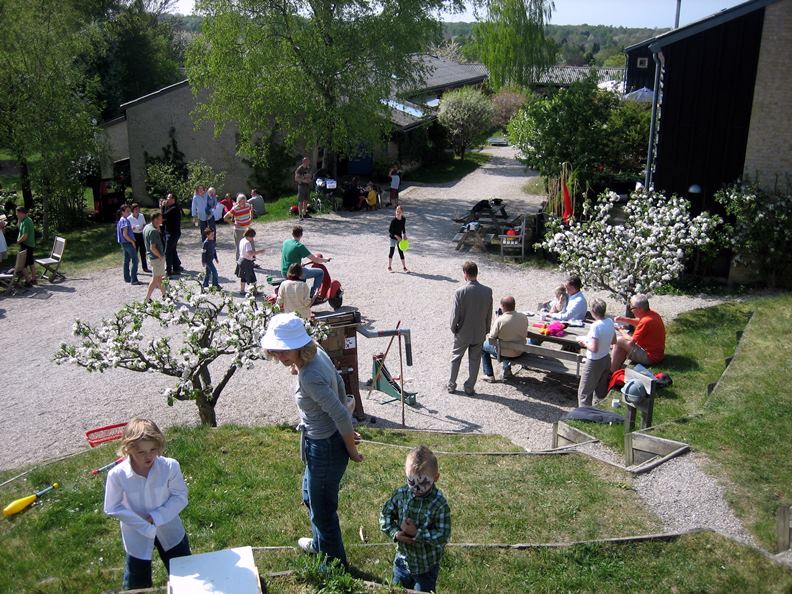 丹麥的「楚德之林」(Trudeslund),被公認為是世界第一個合作住宅。
