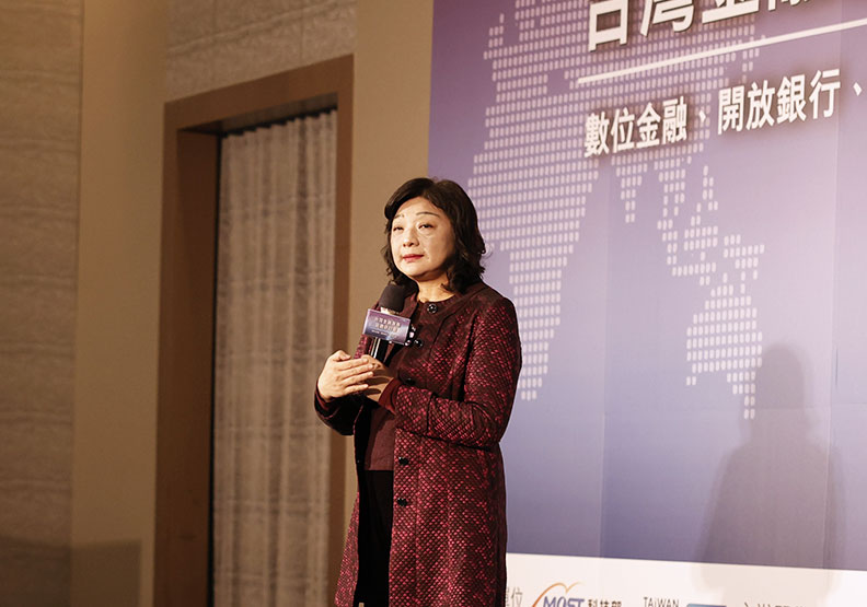 政治大學金融科技研究中心主任王儷玲。圖／政大提供