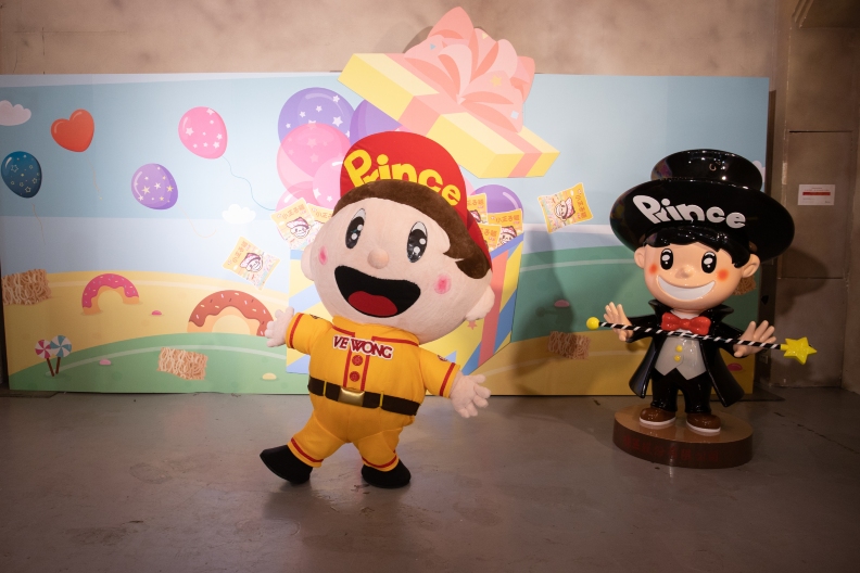 小王子玩偶現身第七屆小王子愛塗鴉頒獎典禮現場。