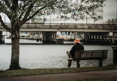 羨慕別人一路升遷，自己卻原地踏步……東大精英退休領悟：早日脫離升官軌道，才能看到自己的極限