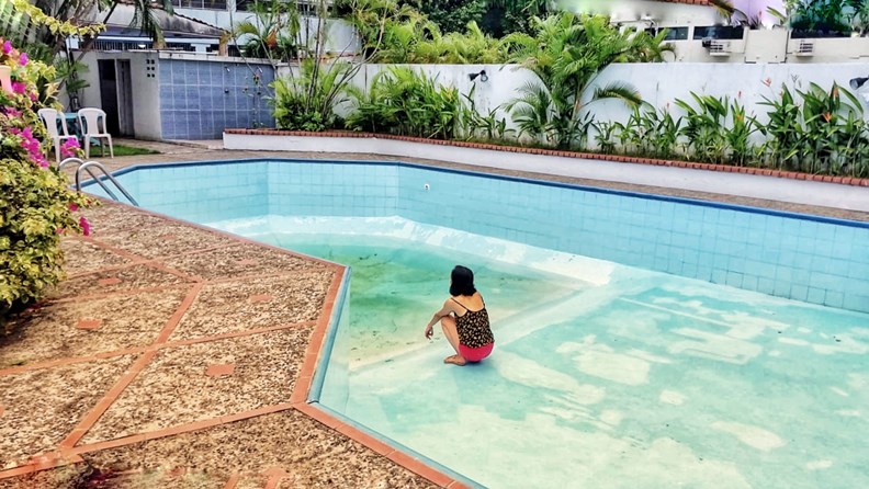 剛開始封城的前幾個月,心中充滿焦慮和不安。